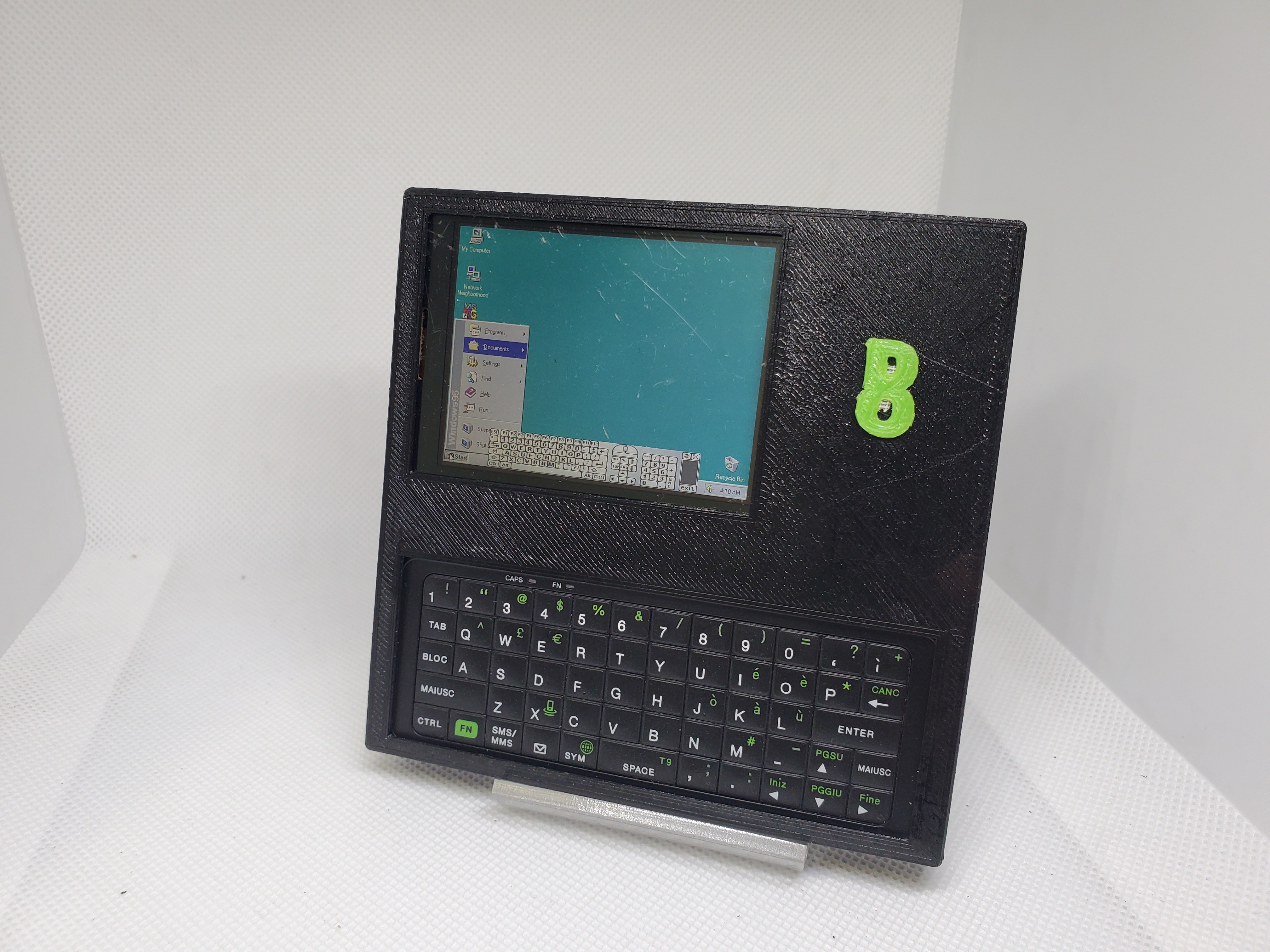 Mini Pocket Computer from Broken HTC Touch Pro/Diamond Phones Project